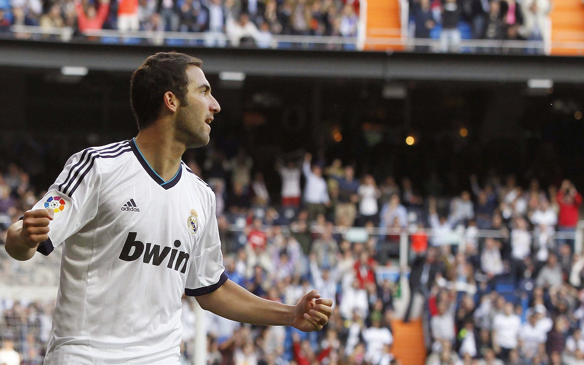 _运动员感言：逆境中的手心汗水与坚持_，运动员心疼